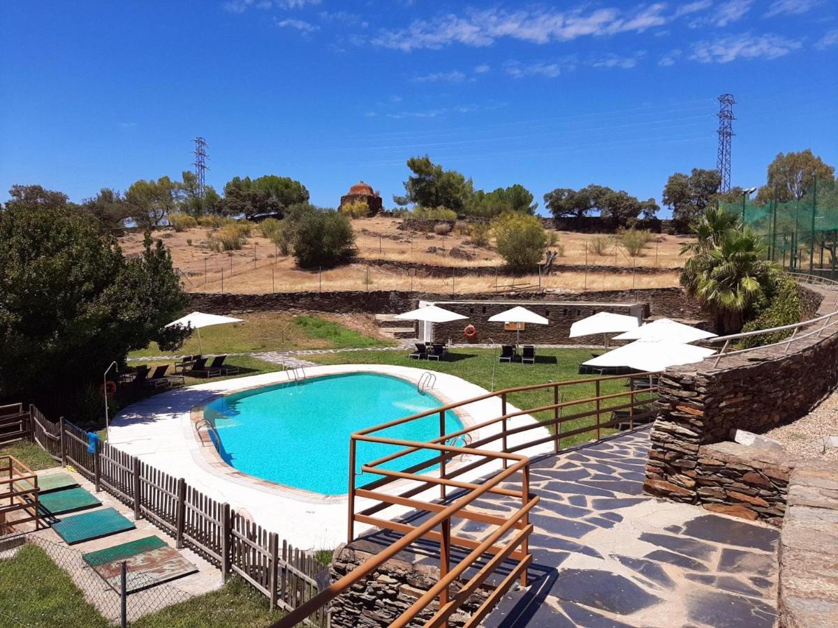 Hotel 4 Estrellas Conventual De Alcantara Dış mekan fotoğraf