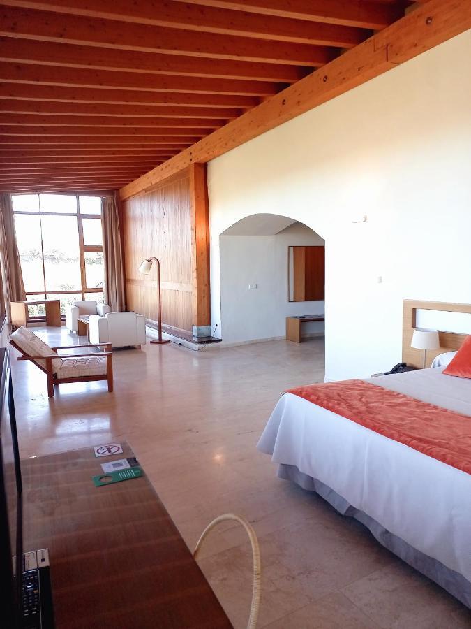 Hotel 4 Estrellas Conventual De Alcantara Dış mekan fotoğraf